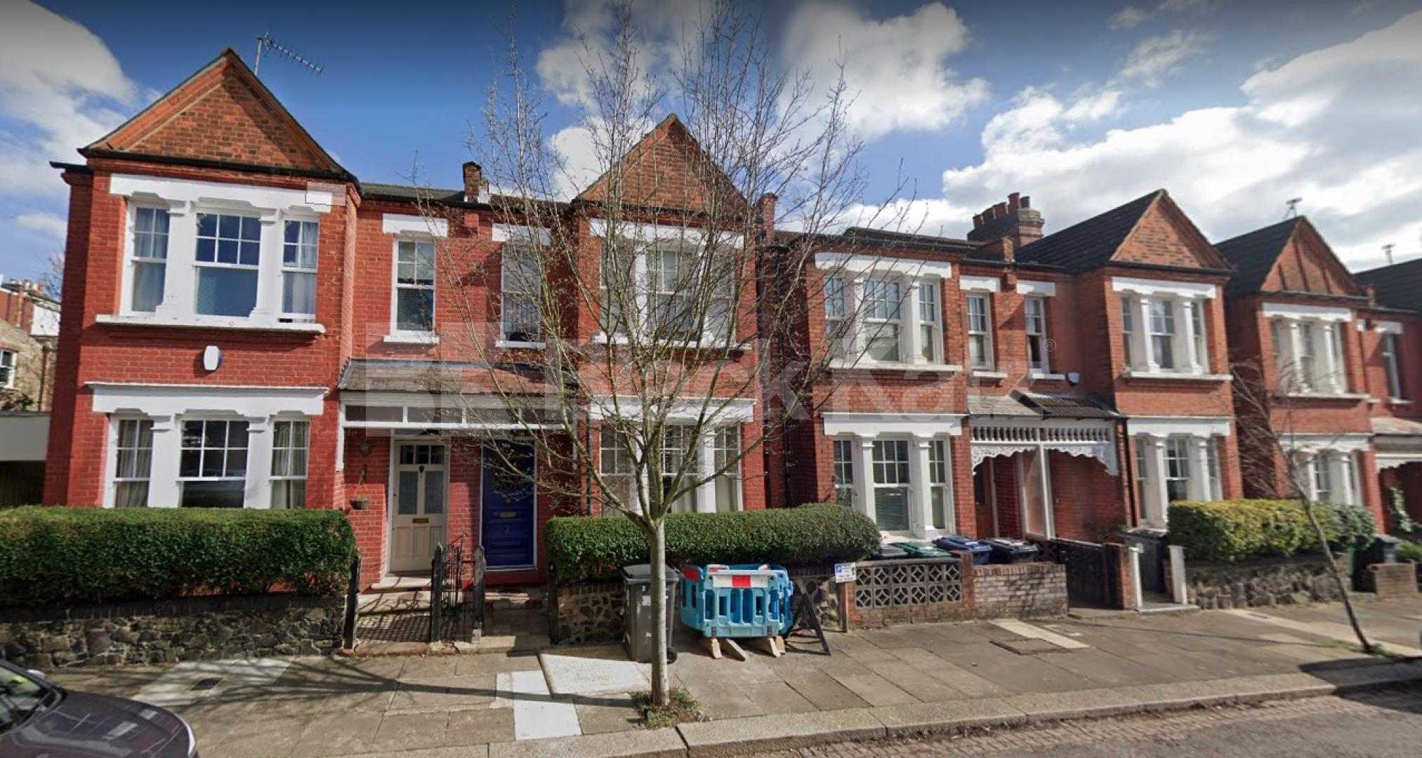 			2 Bedroom, 1 bath, 1 reception Apartment			 Ingram Road, East Finchley